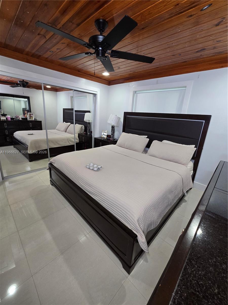 19261 SW 118th Ct Miami, FL 33177