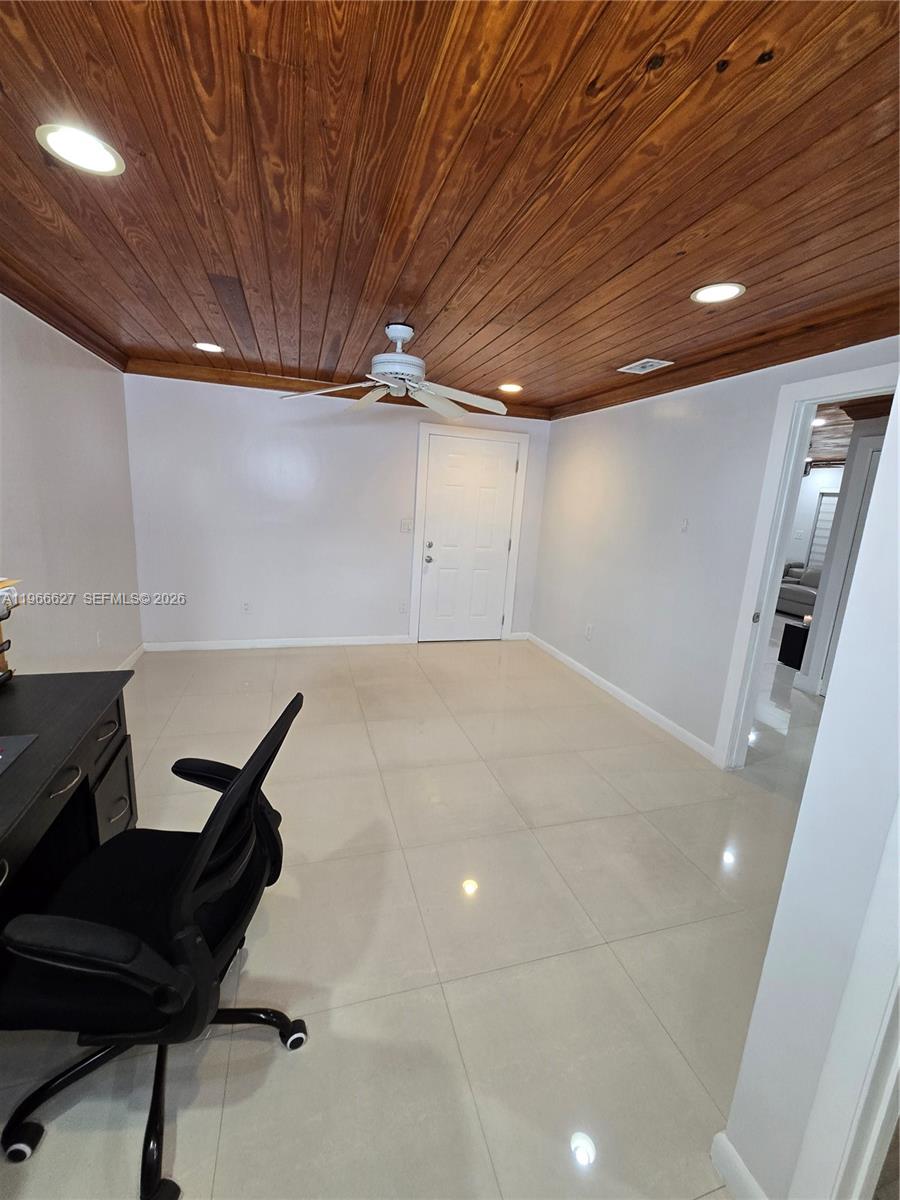 19261 SW 118th Ct Miami, FL 33177