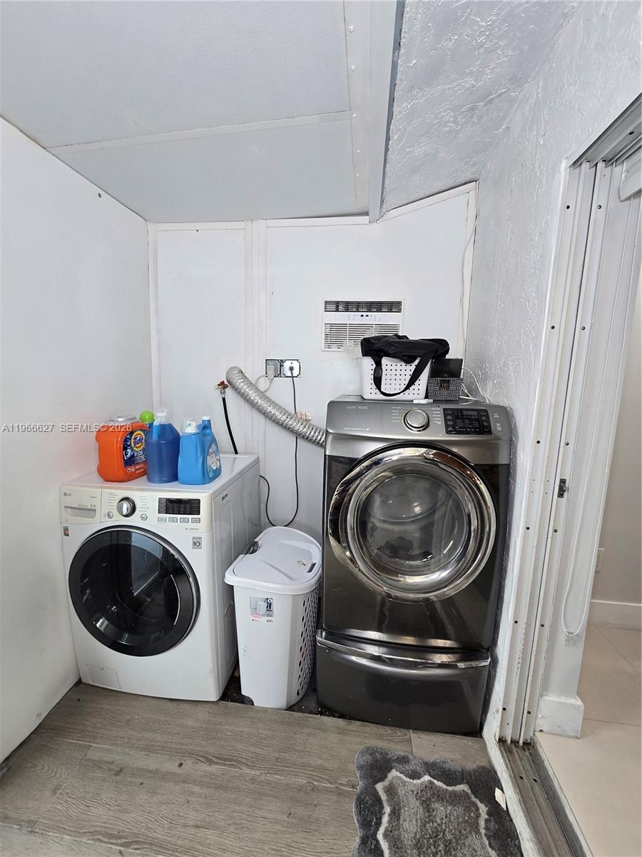 19261 SW 118th Ct Miami, FL 33177