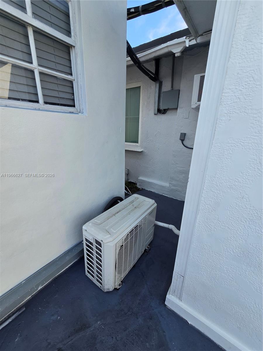 19261 SW 118th Ct Miami, FL 33177