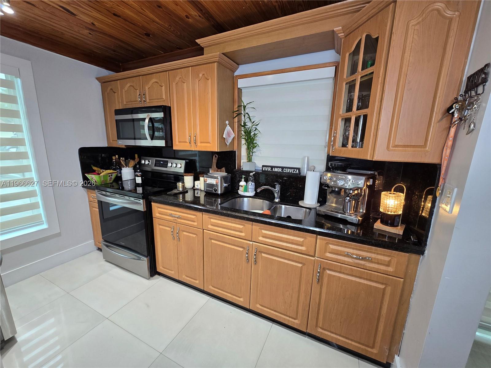 19261 SW 118th Ct Miami, FL 33177