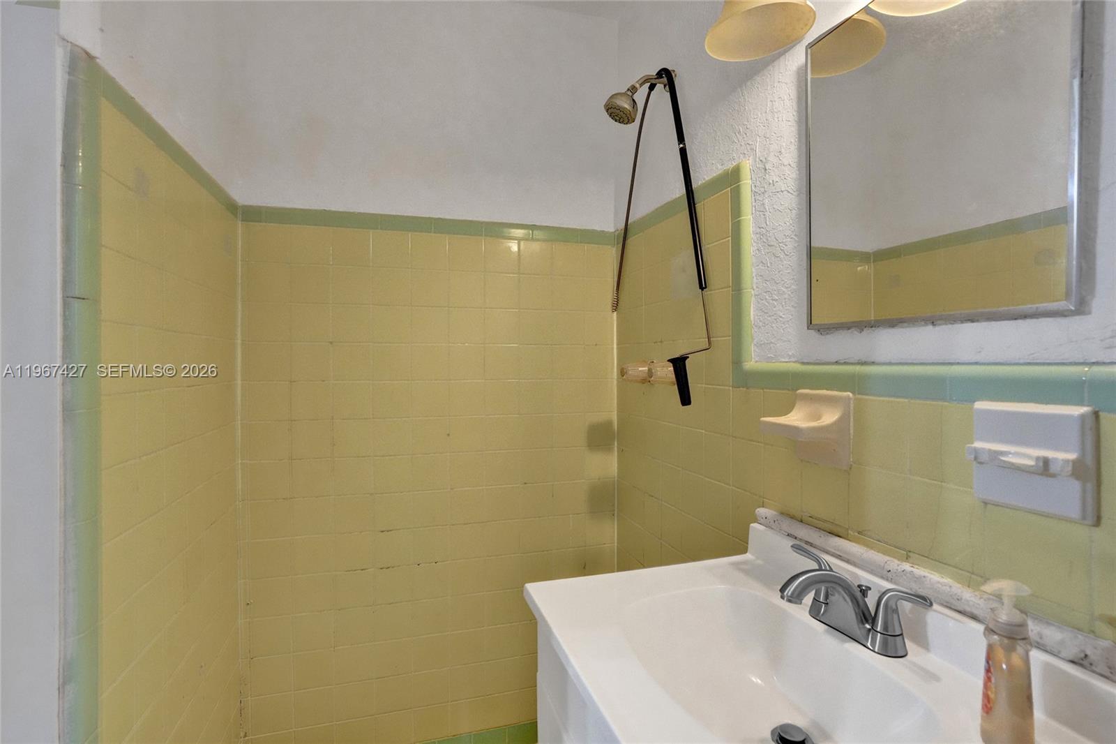 8420 Byron Ave #7 Miami Beach, FL 33141