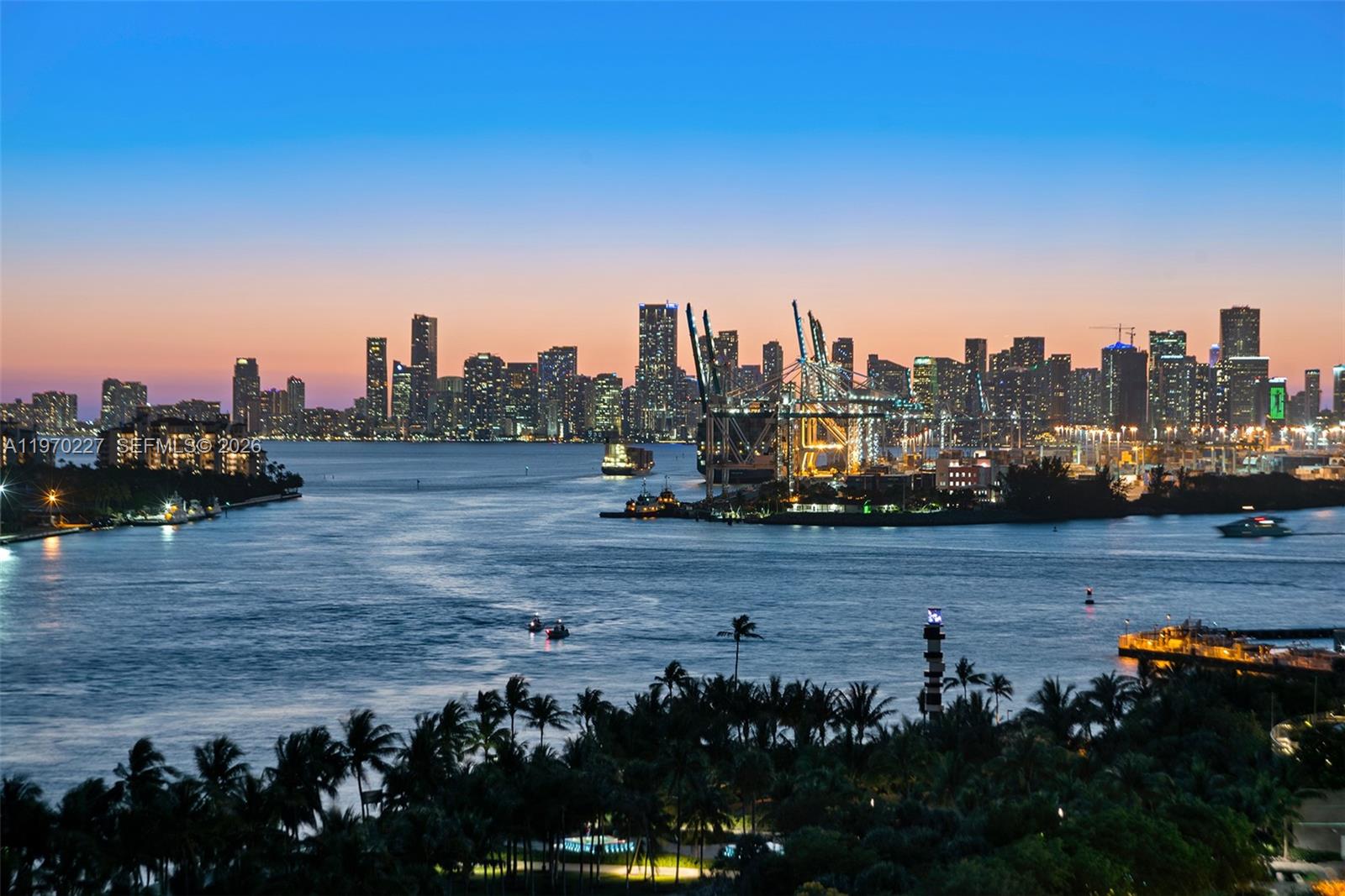 100 S Pointe Dr #2101