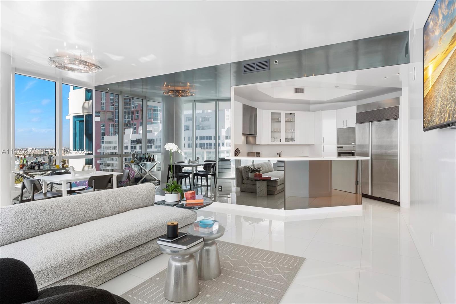 image Continuum South Beach South Tower15