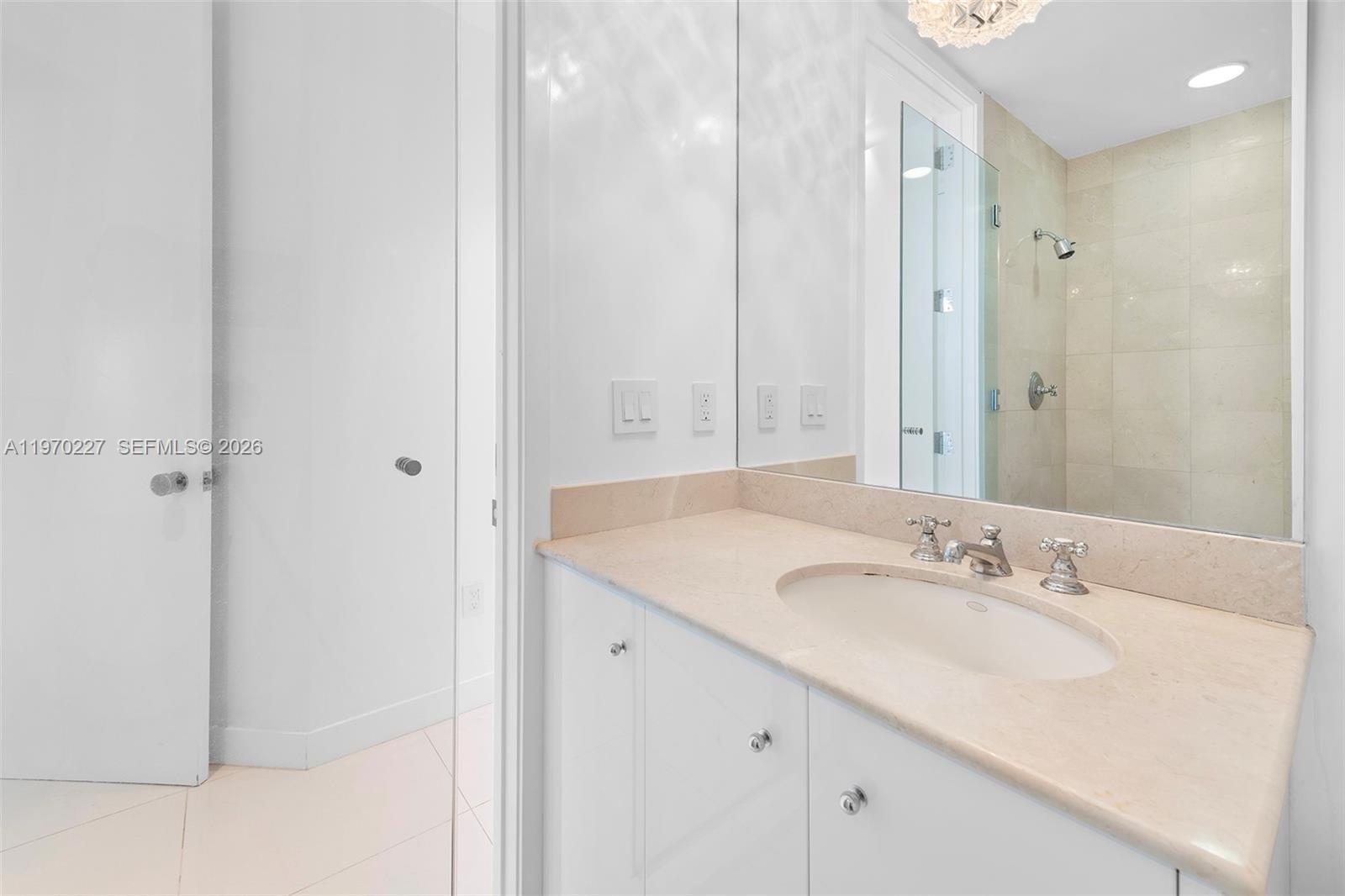 image Continuum South Beach South Tower38