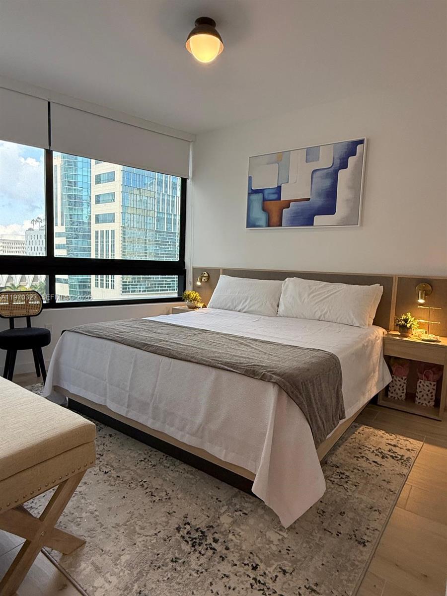 225 N Miami Ave #804 Miami, FL 33128