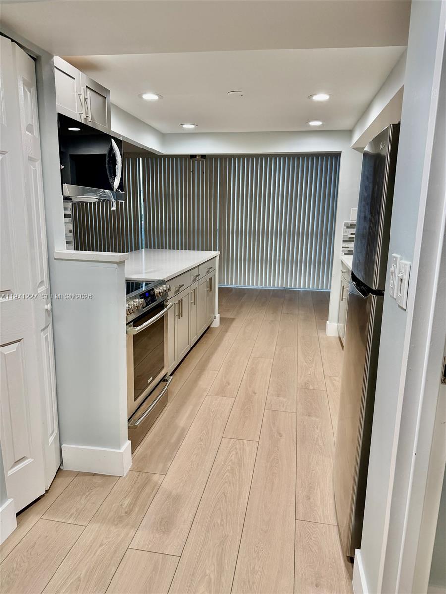 601 Three Iss Blvd #217 Hallandale Beach, FL 33009