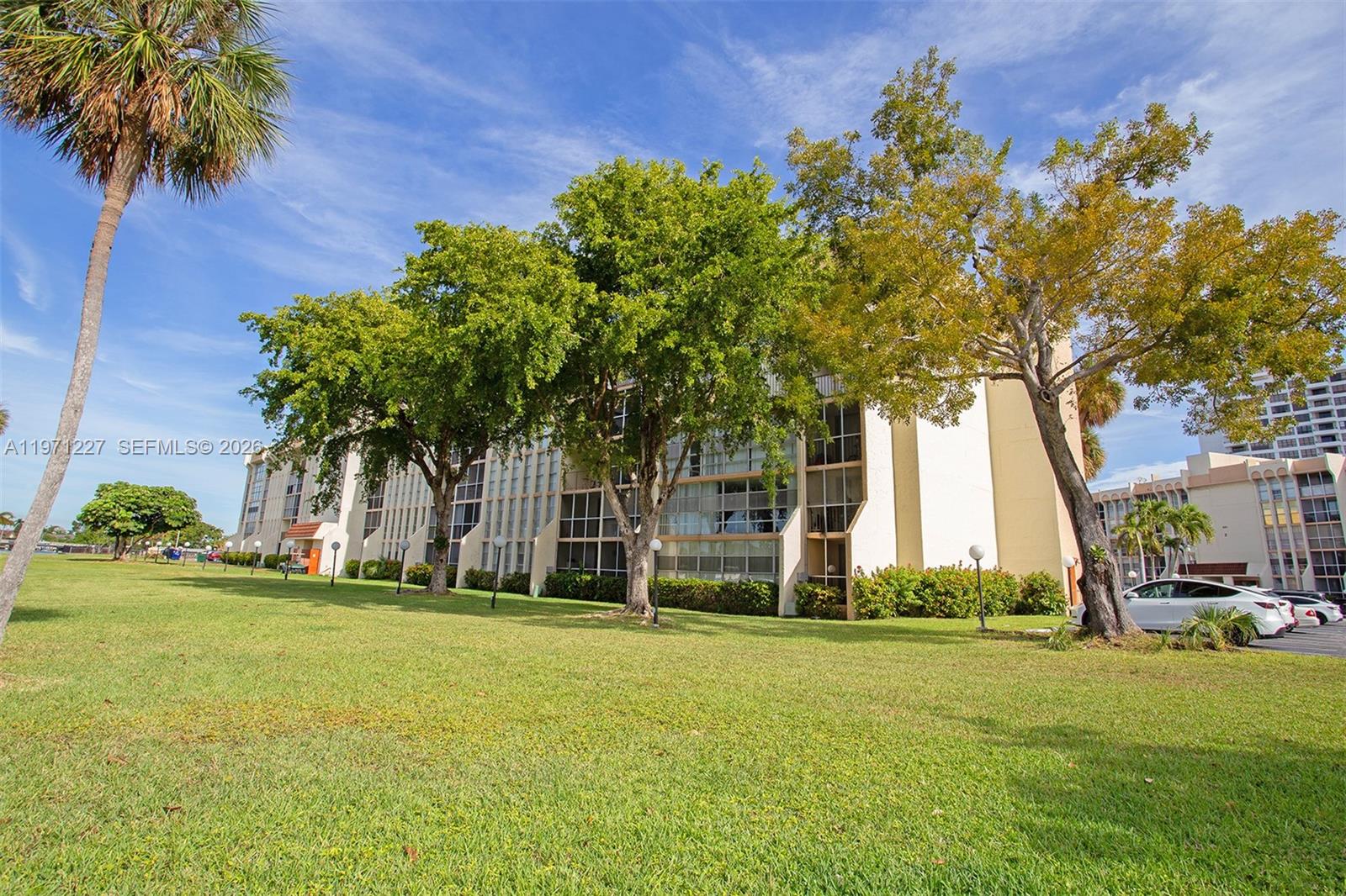 601 Three Iss Blvd #217 Hallandale Beach, FL 33009