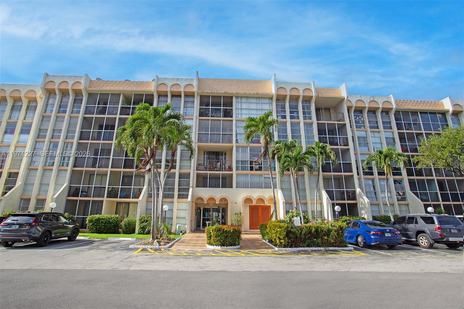 601 Three Iss Blvd #217 Hallandale Beach, FL 33009