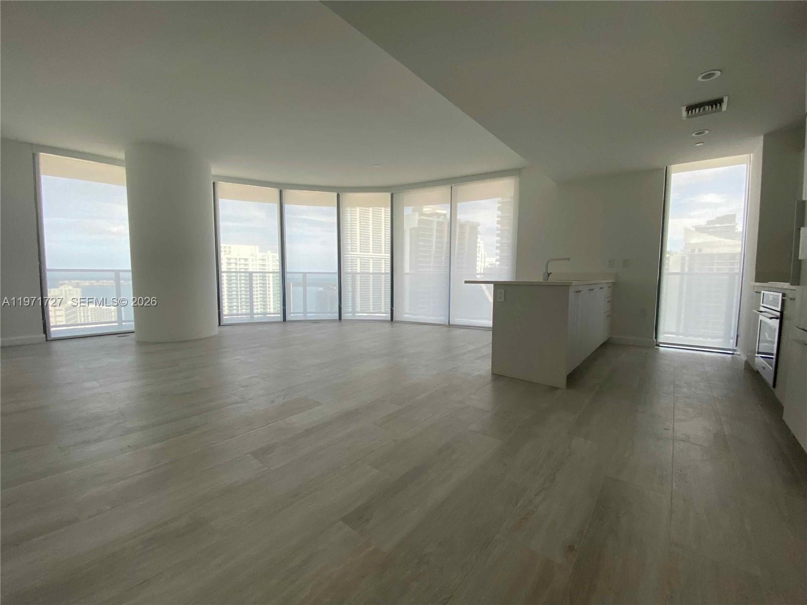 image Brickell Heights East14