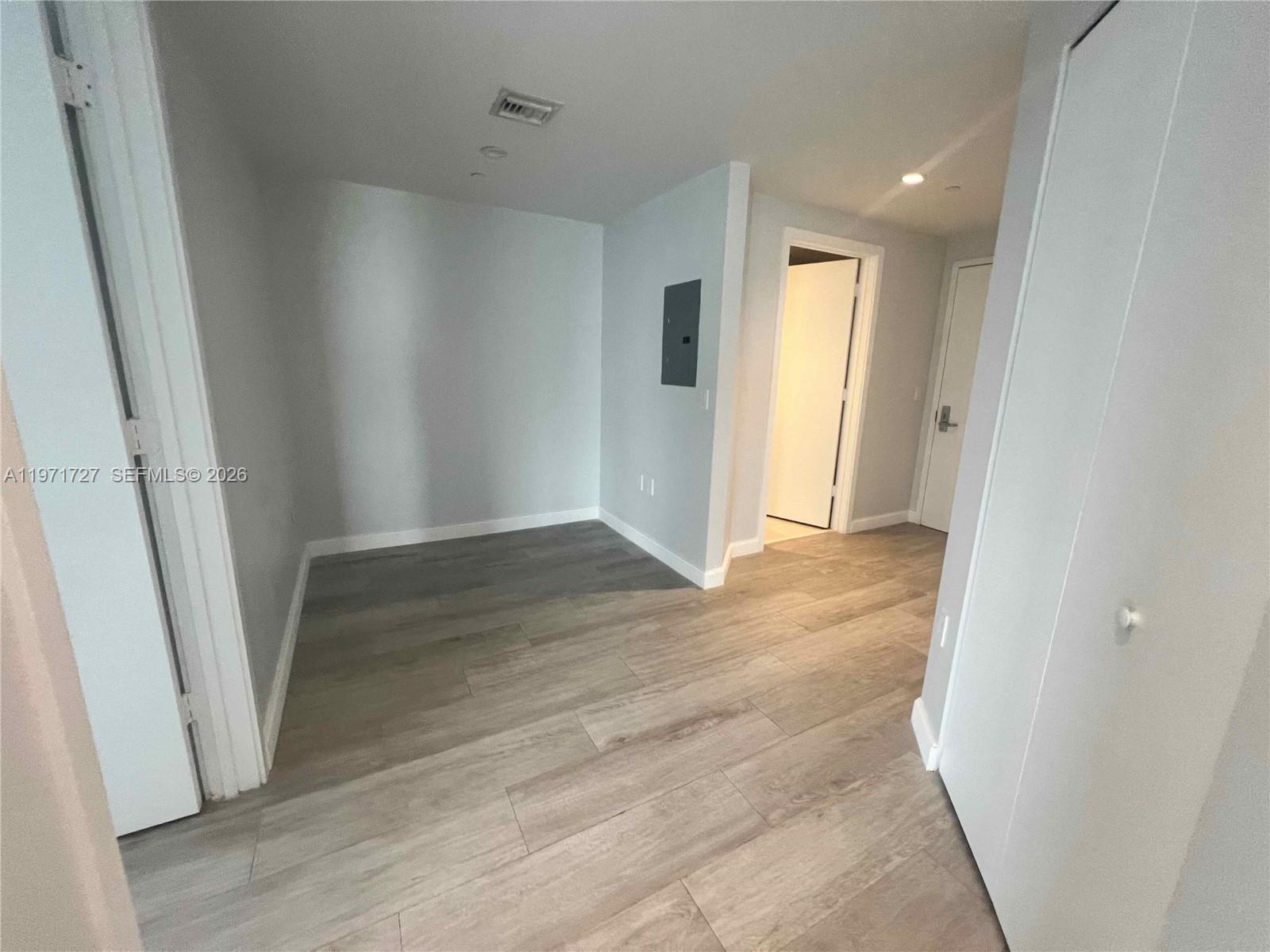 image Brickell Heights East18