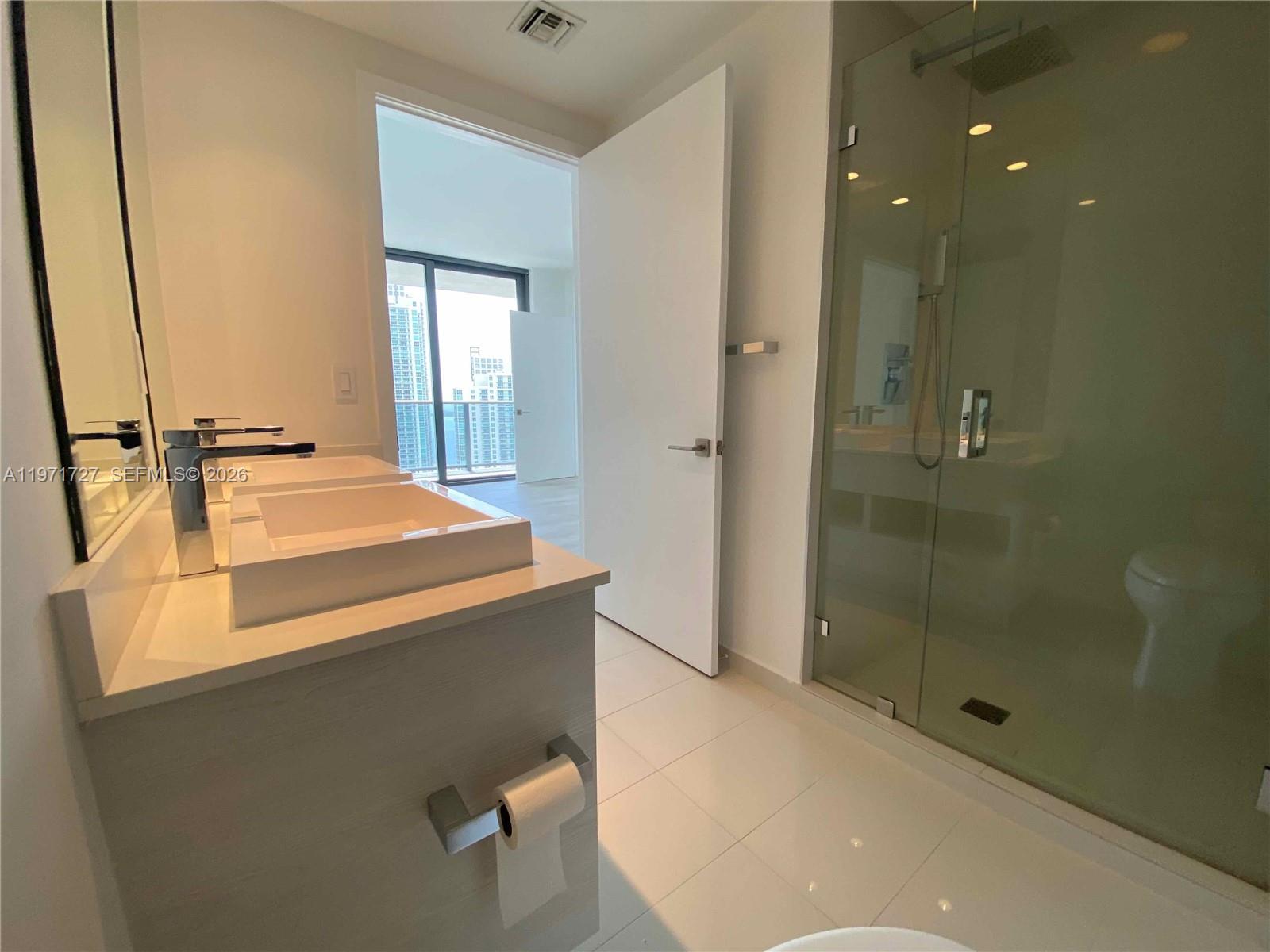 image Brickell Heights East32