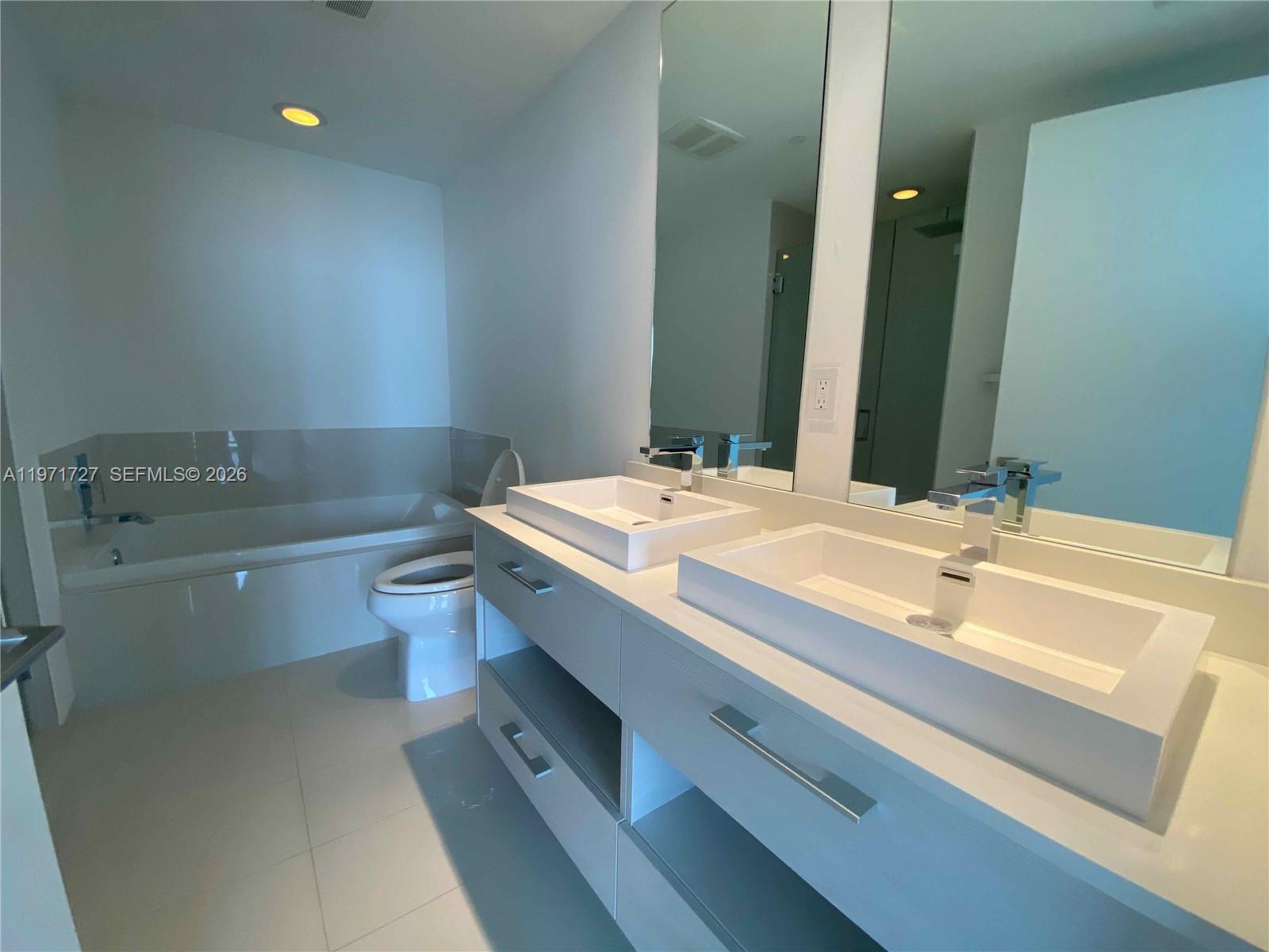 image Brickell Heights East34