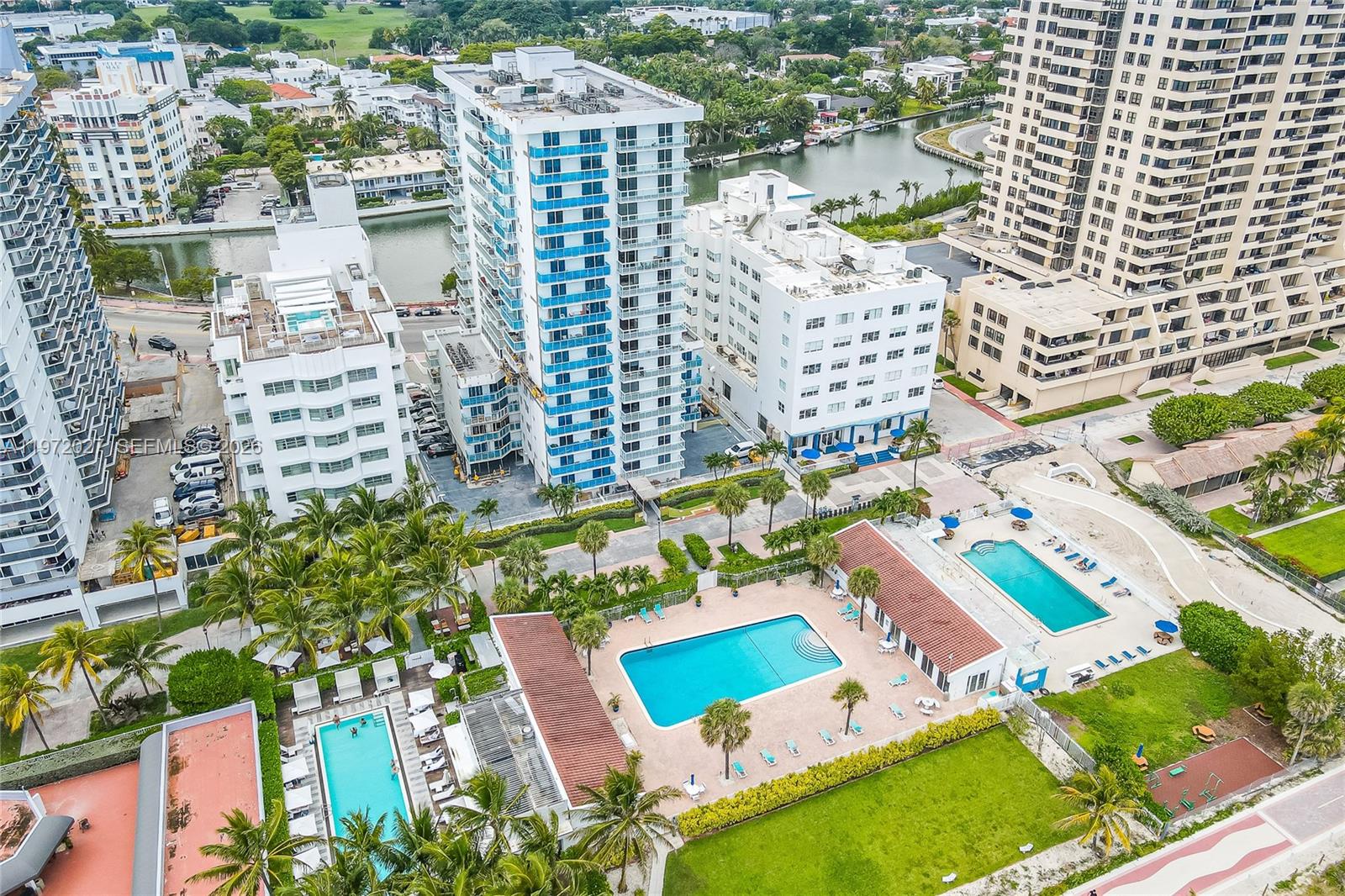 2457 Collins Ave #503 Miami Beach, FL 33140