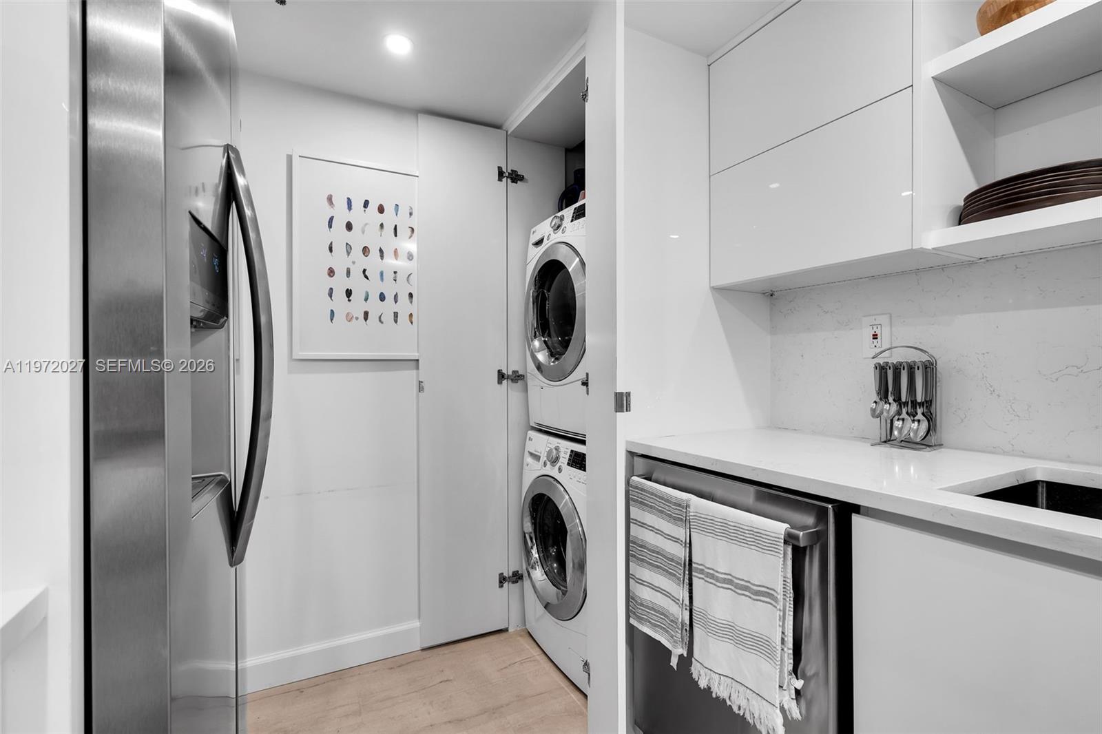 2457 Collins Ave #503 Miami Beach, FL 33140