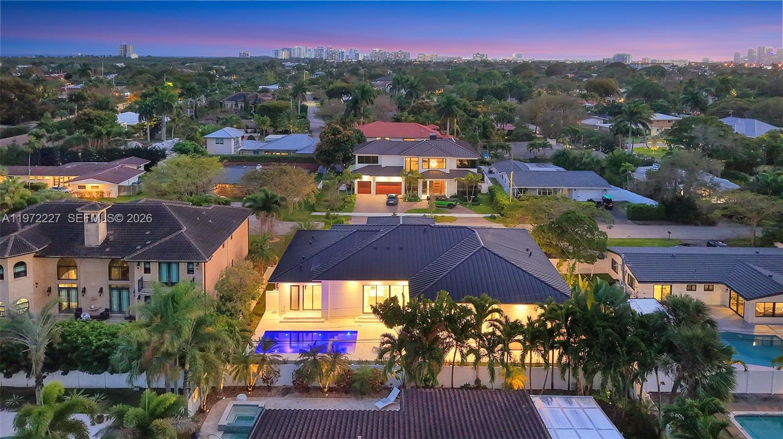 2709 NE 25th Ct Fort Lauderdale, FL 33305