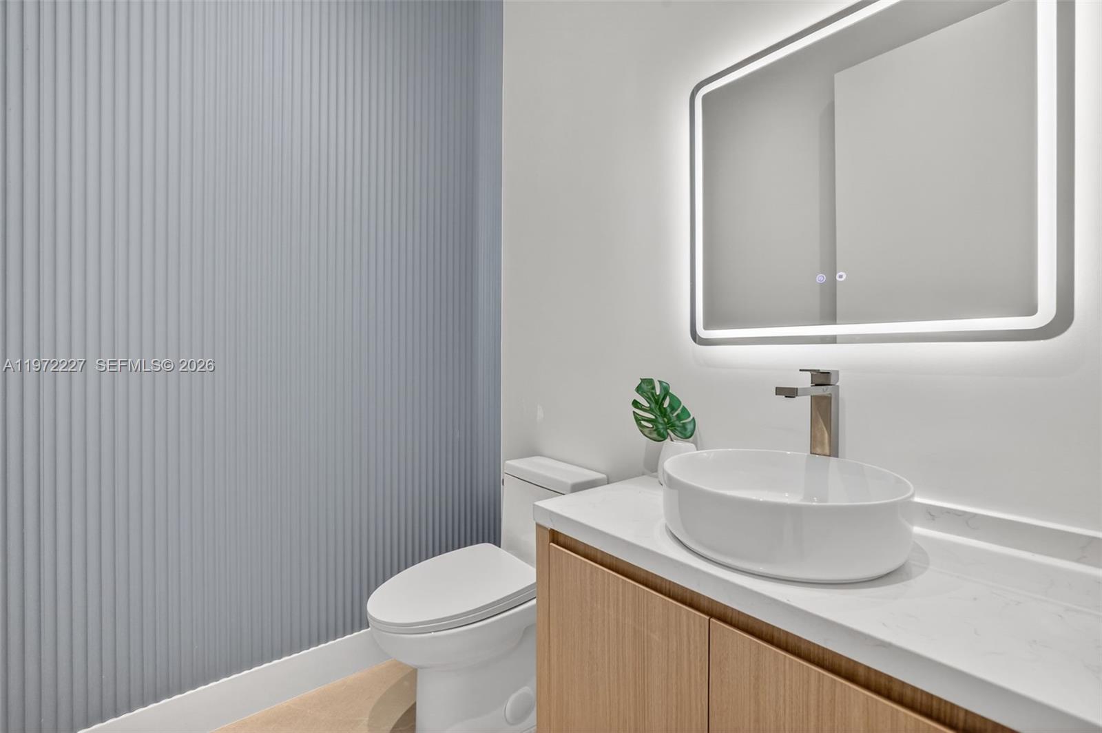 2709 NE 25th Ct Fort Lauderdale, FL 33305