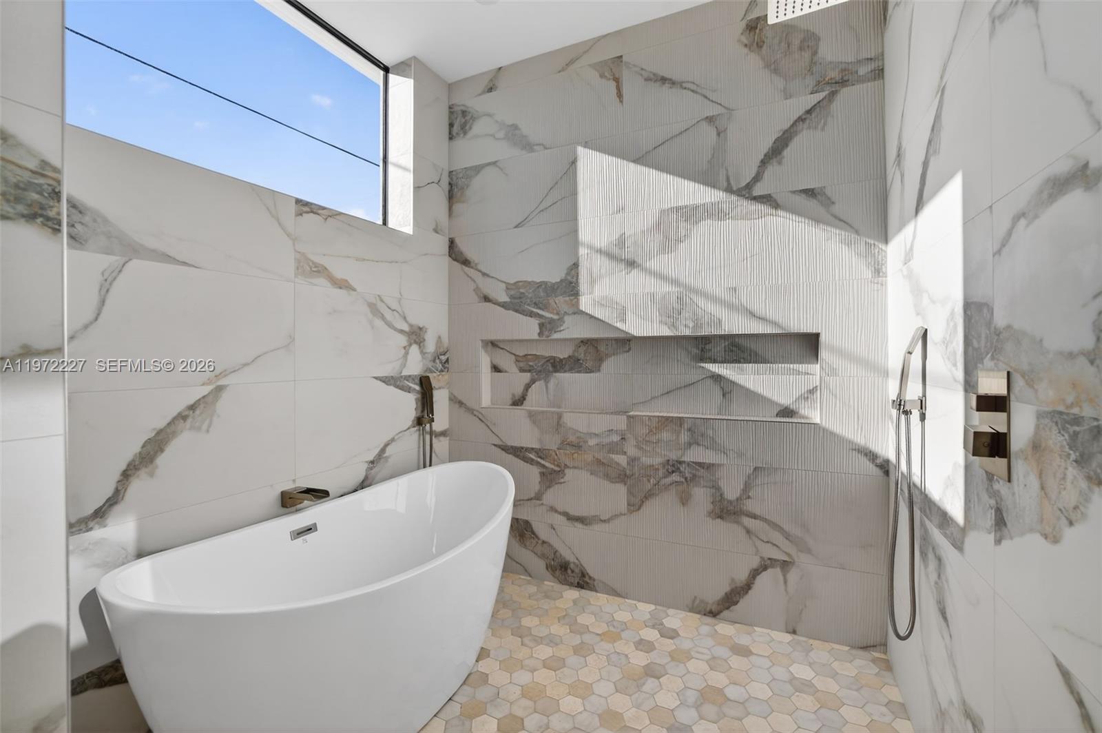 2709 NE 25th Ct Fort Lauderdale, FL 33305