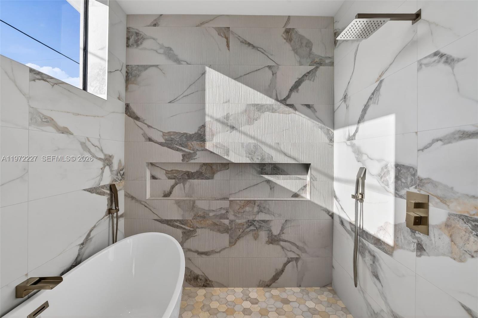 2709 NE 25th Ct Fort Lauderdale, FL 33305