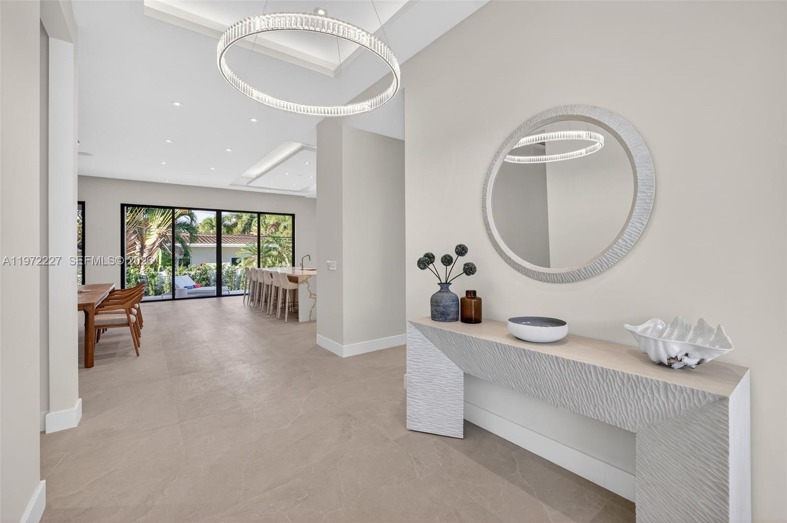 2709 NE 25th Ct Fort Lauderdale, FL 33305