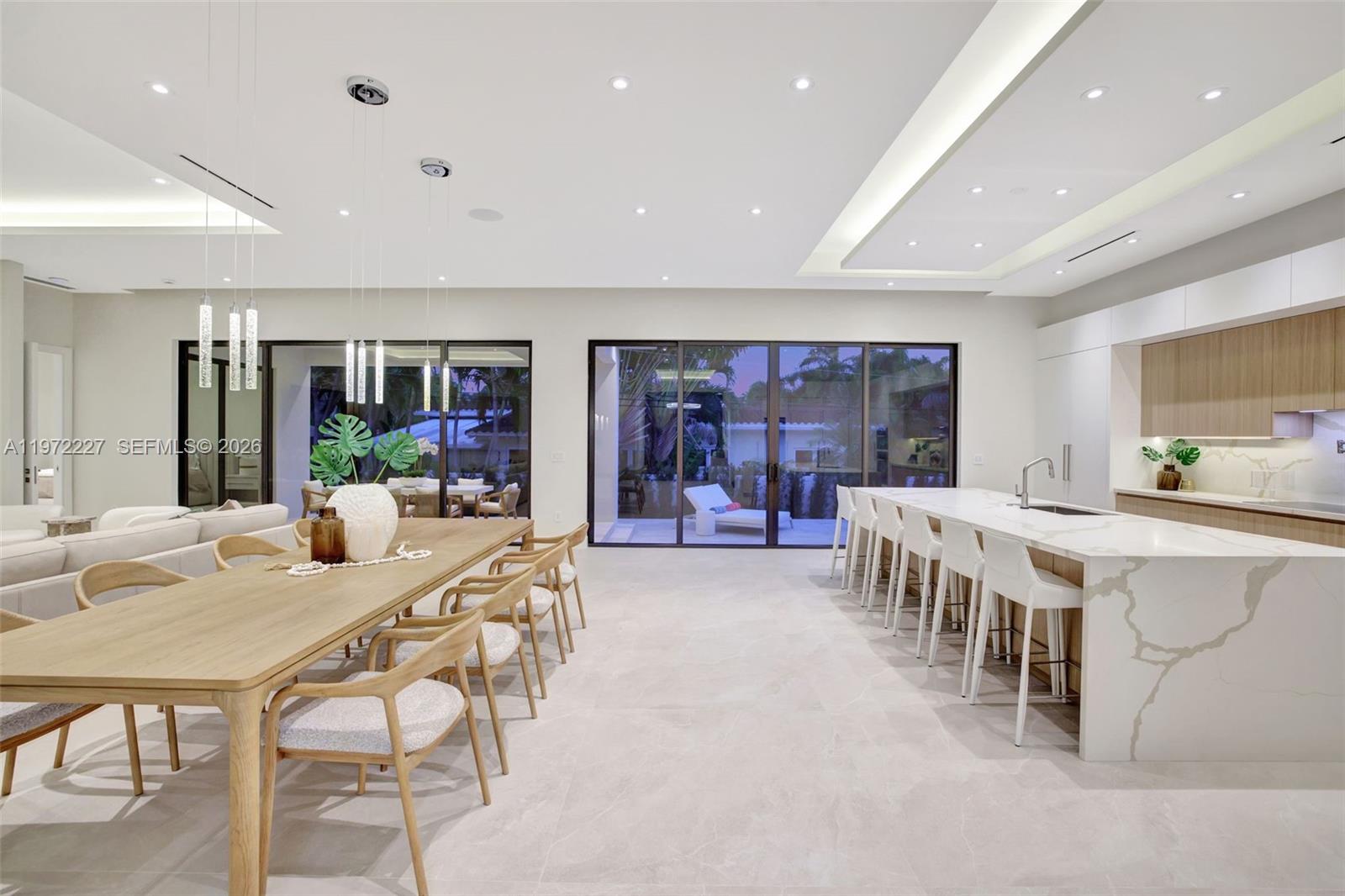 2709 NE 25th Ct Fort Lauderdale, FL 33305