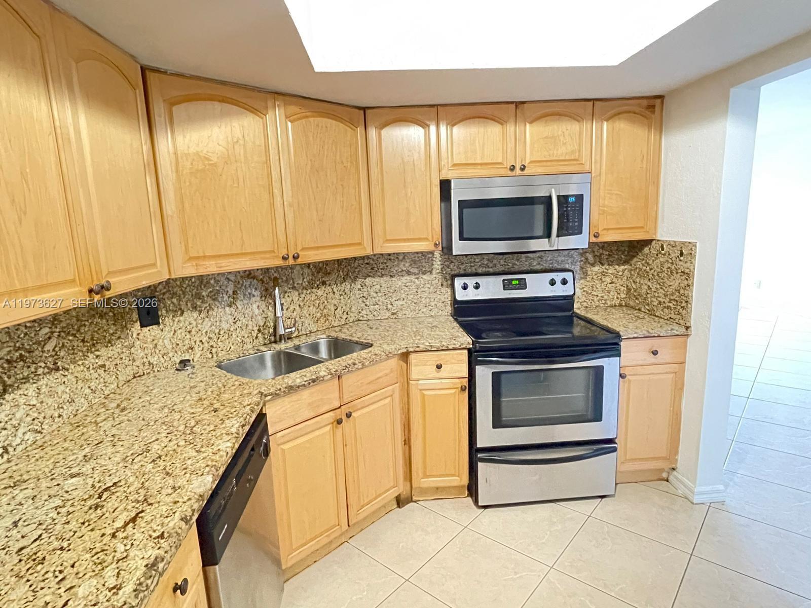 7410 SW 82nd St #K202