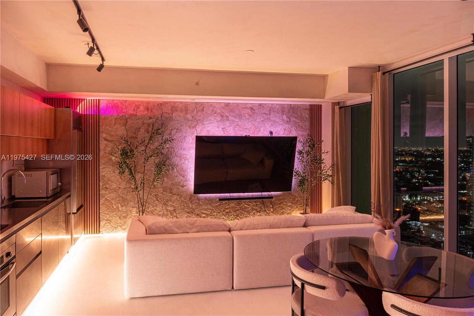 1040 Biscayne Blvd #Apt 2905 Miami, FL 33132