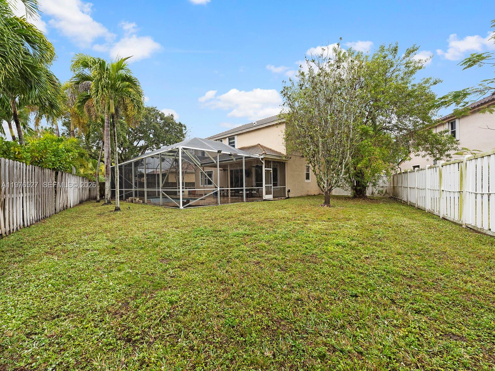1104 NW 139th Ave Pembroke Pines, FL 33028