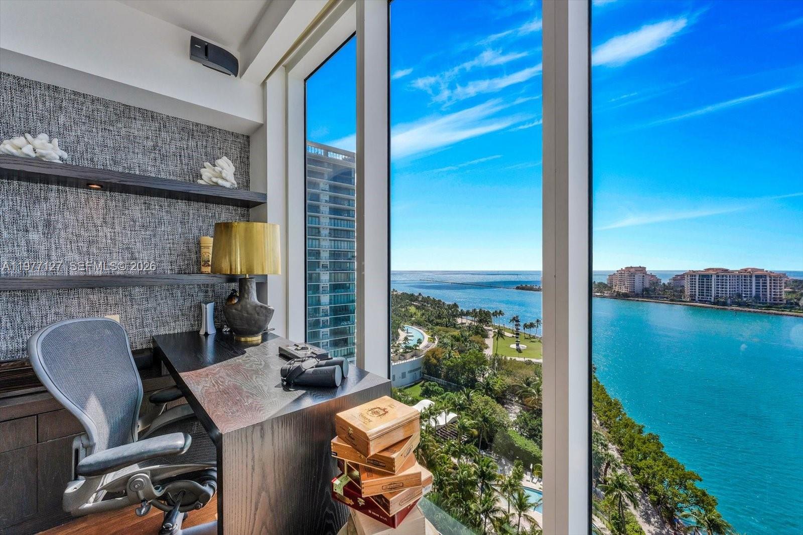 1000 S Pointe Dr #1503 Miami Beach, FL 33139