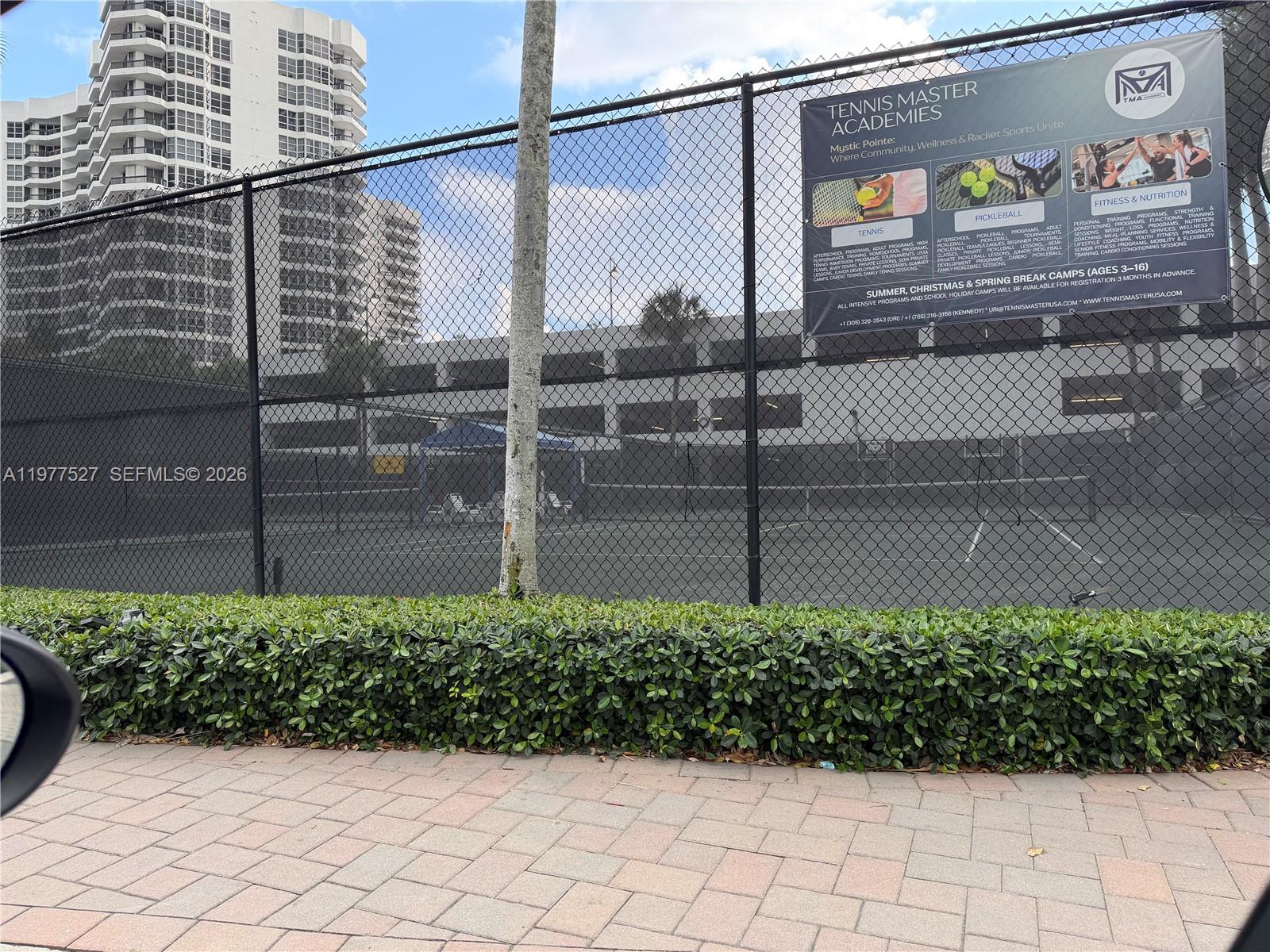 3600 Mystic Pointe Dr #615 Aventura, FL 33180