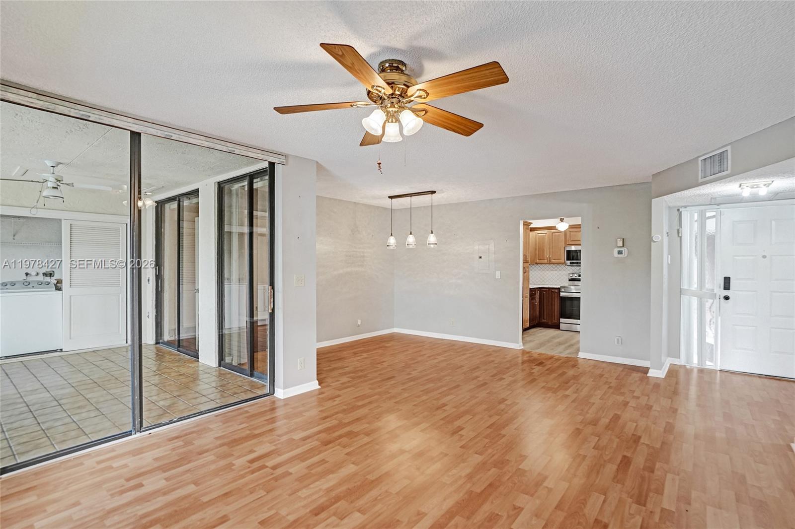 2541 N Carambola Cir N #1832 Coconut Creek, FL 33066