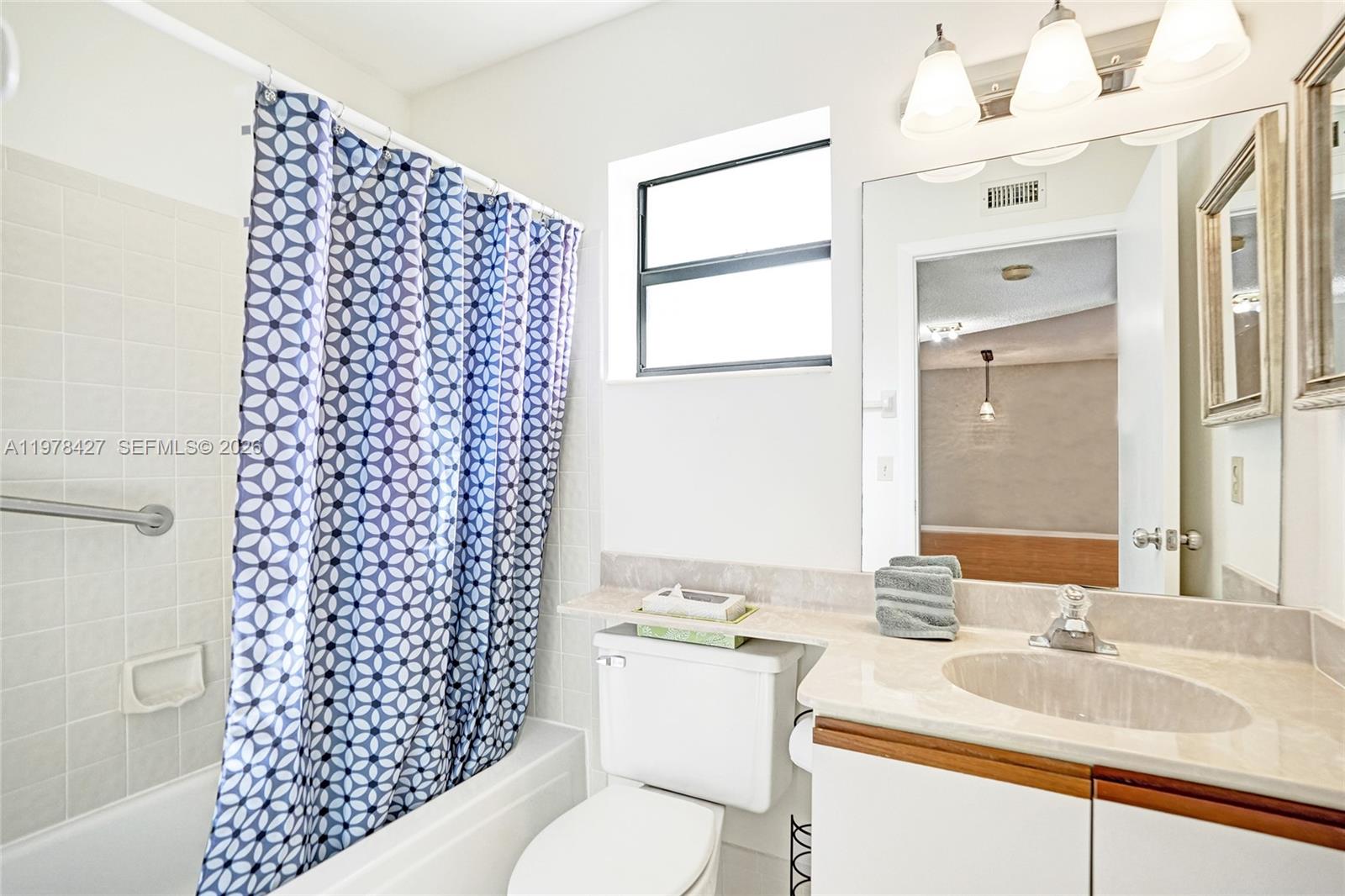 2541 N Carambola Cir N #1832 Coconut Creek, FL 33066