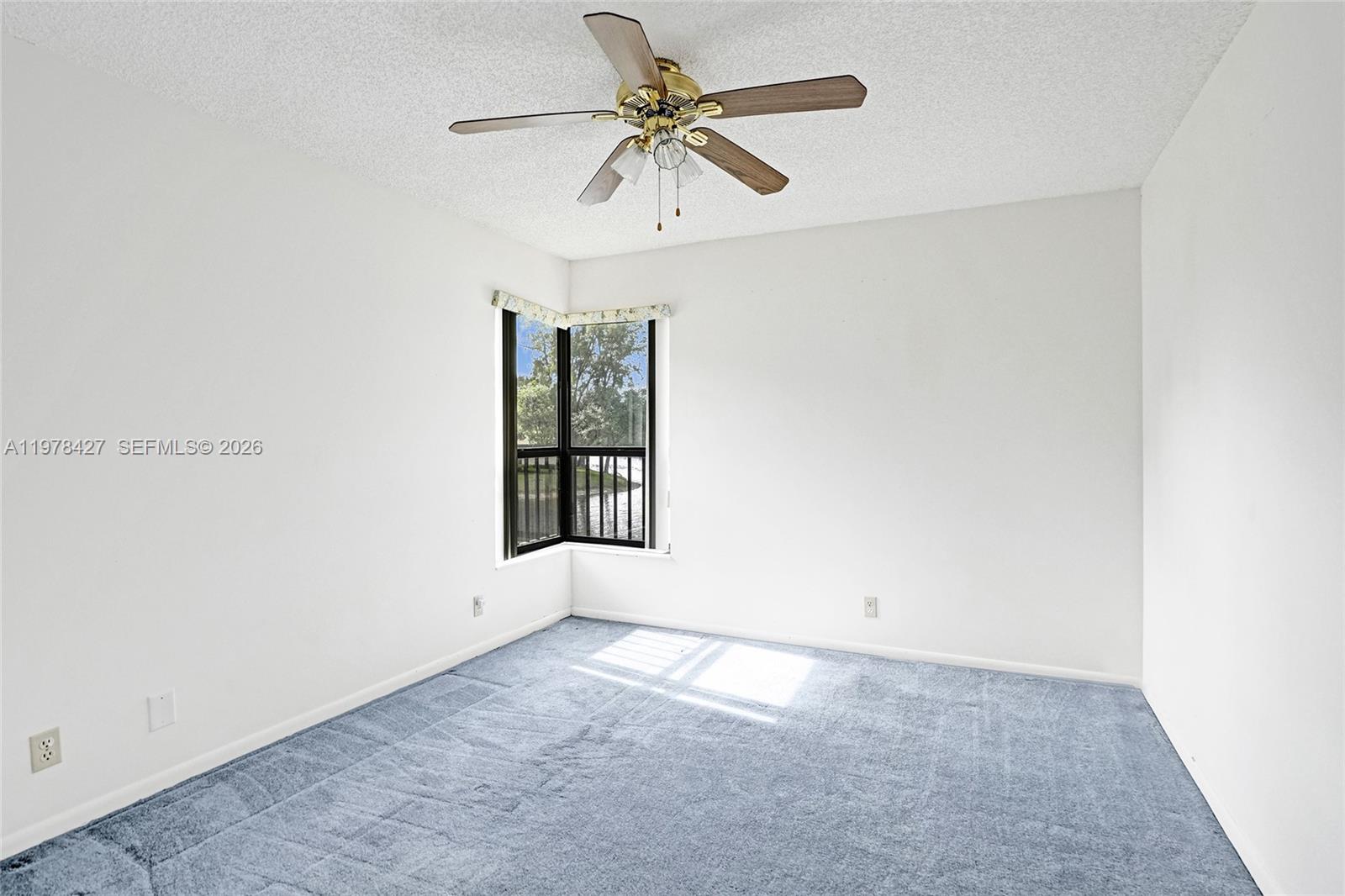 2541 N Carambola Cir N #1832 Coconut Creek, FL 33066