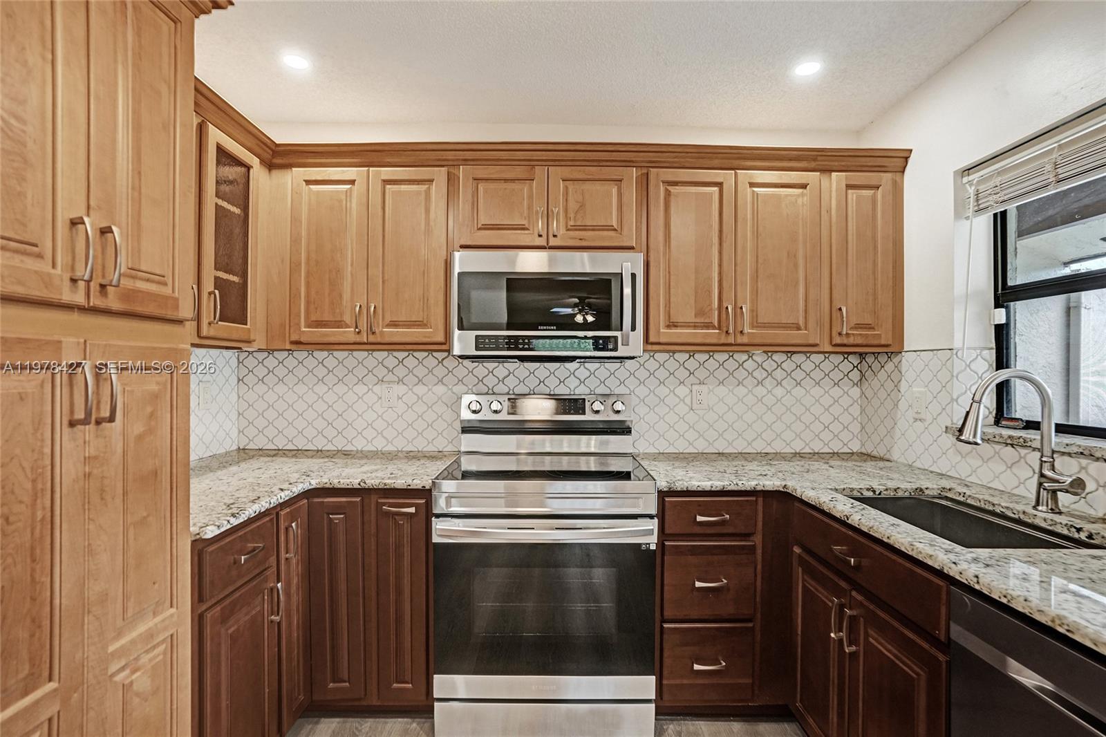 2541 N Carambola Cir N #1832 Coconut Creek, FL 33066