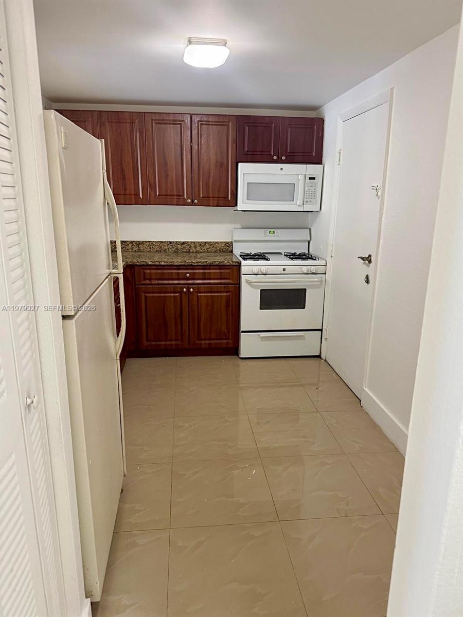 17911 NW 68th Ave #N104