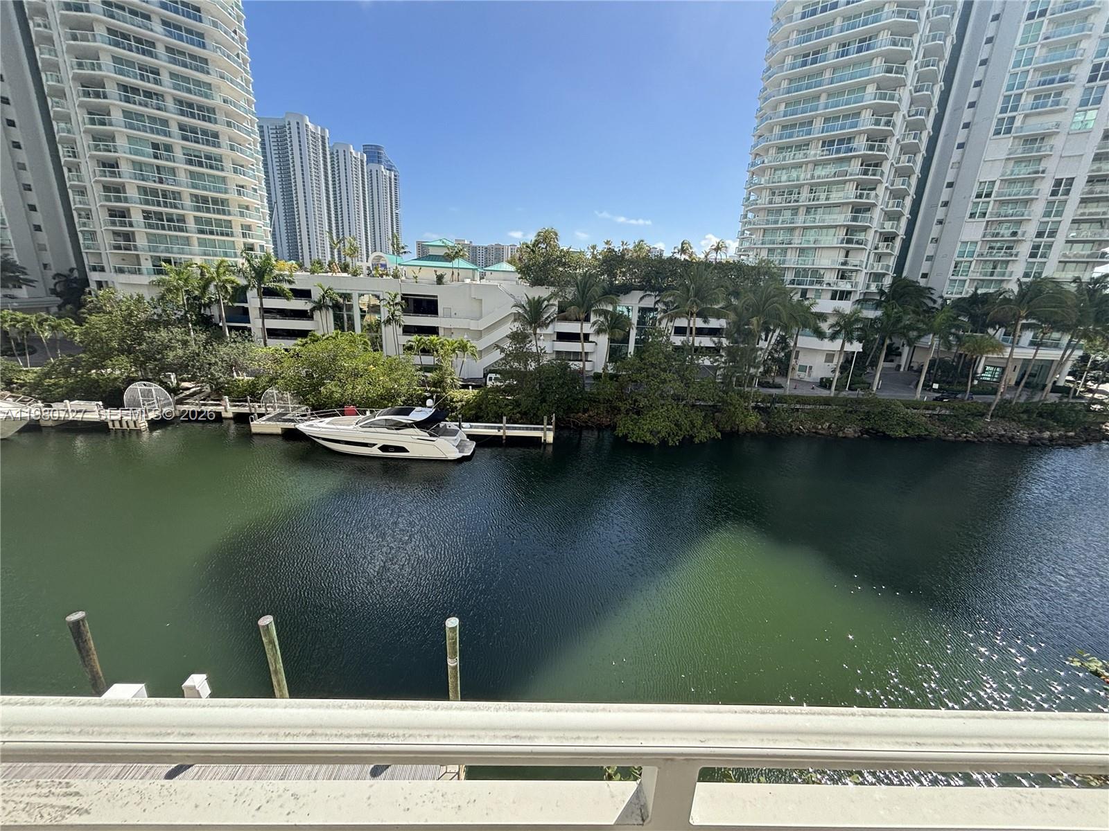 250 Sunny Isles Blvd #TH-407 Sunny Isles Beach, FL 33160