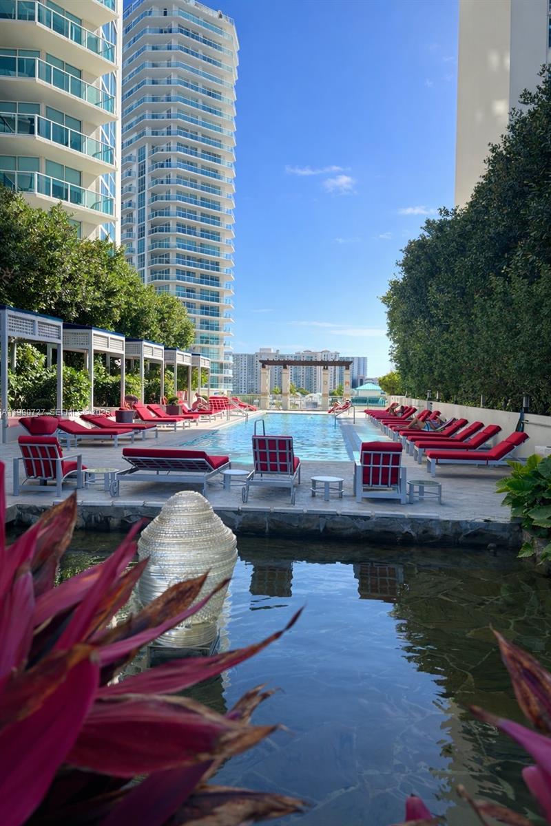 250 Sunny Isles Blvd #TH-407 Sunny Isles Beach, FL 33160