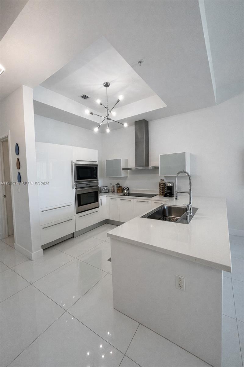 250 Sunny Isles Blvd #TH-407 Sunny Isles Beach, FL 33160