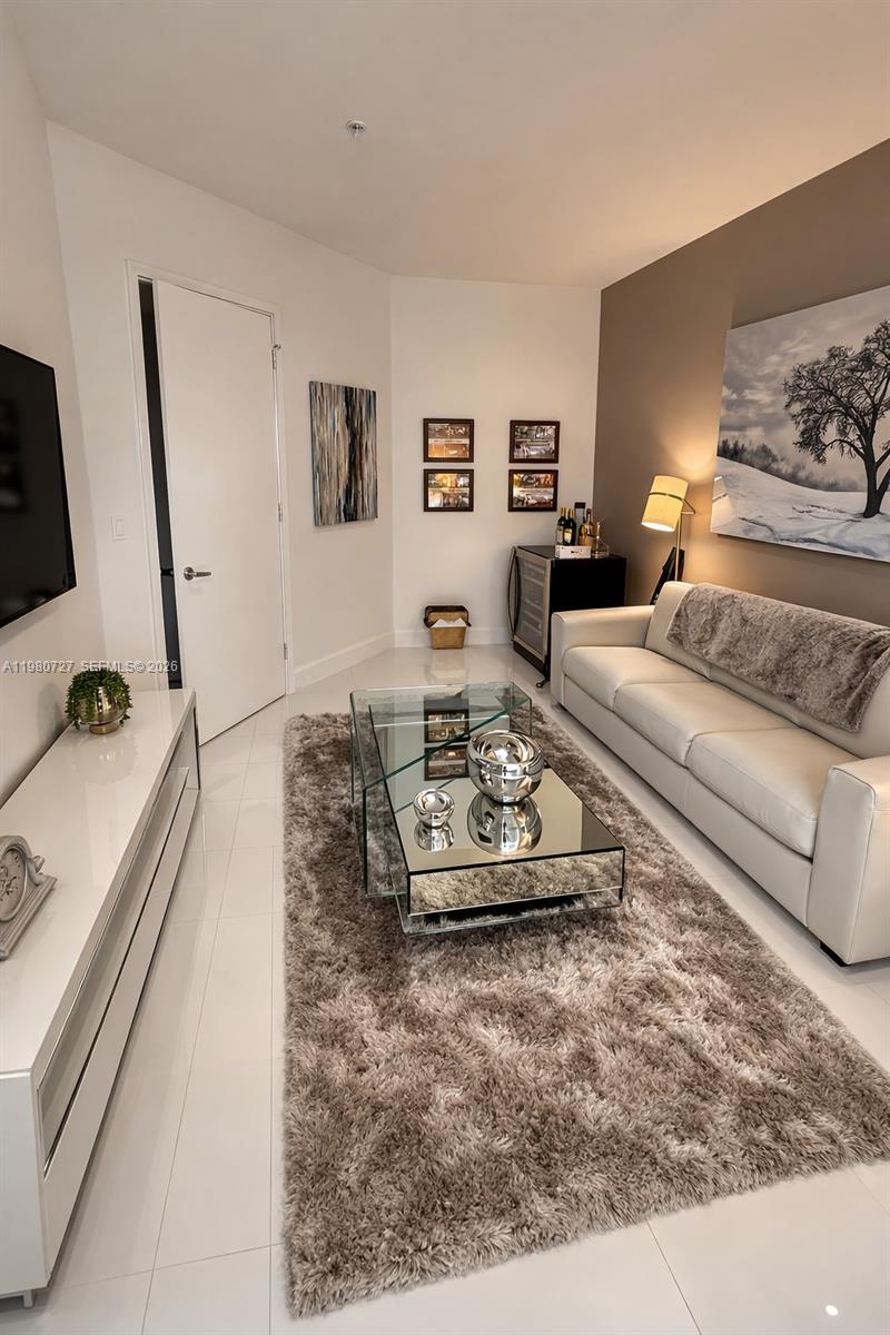 250 Sunny Isles Blvd #TH-407 Sunny Isles Beach, FL 33160