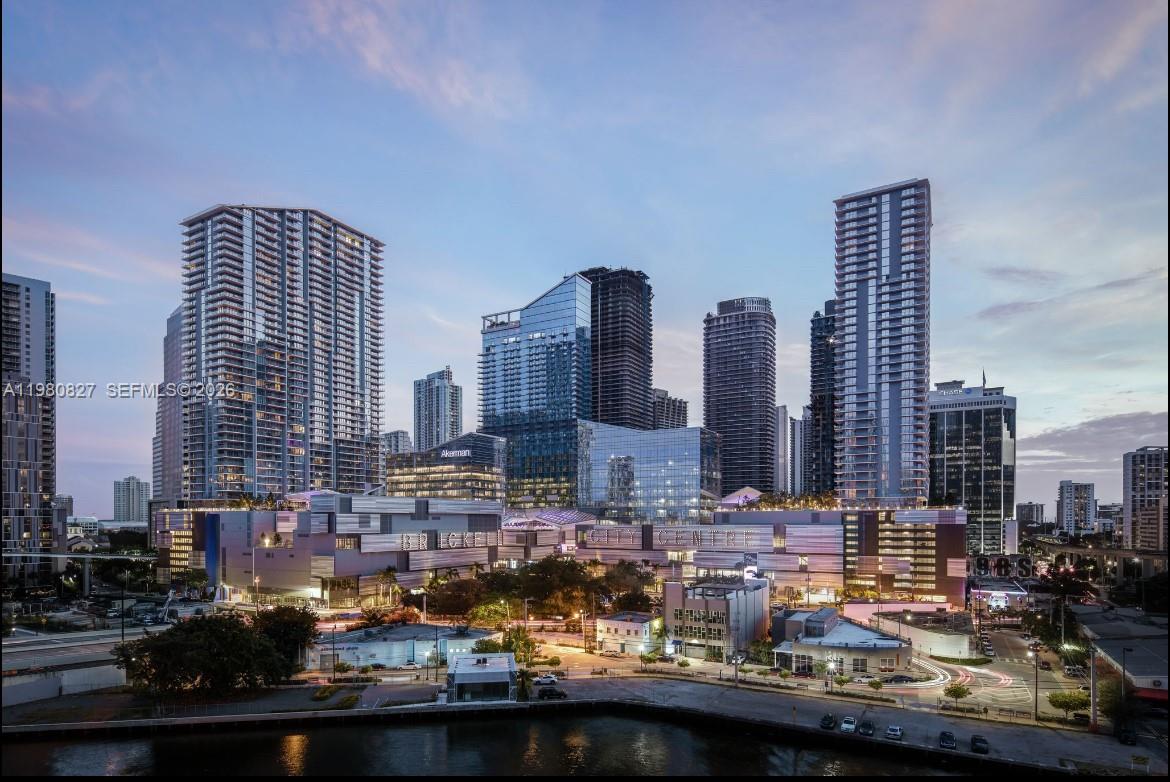 image Rise Brickell City Centre9