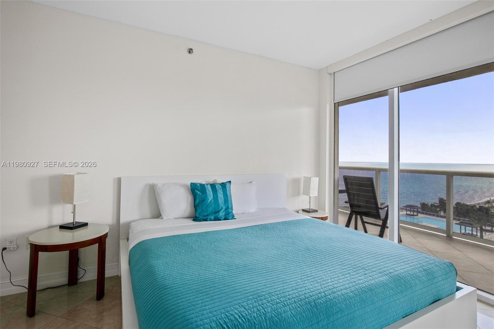 image Beach Club 214