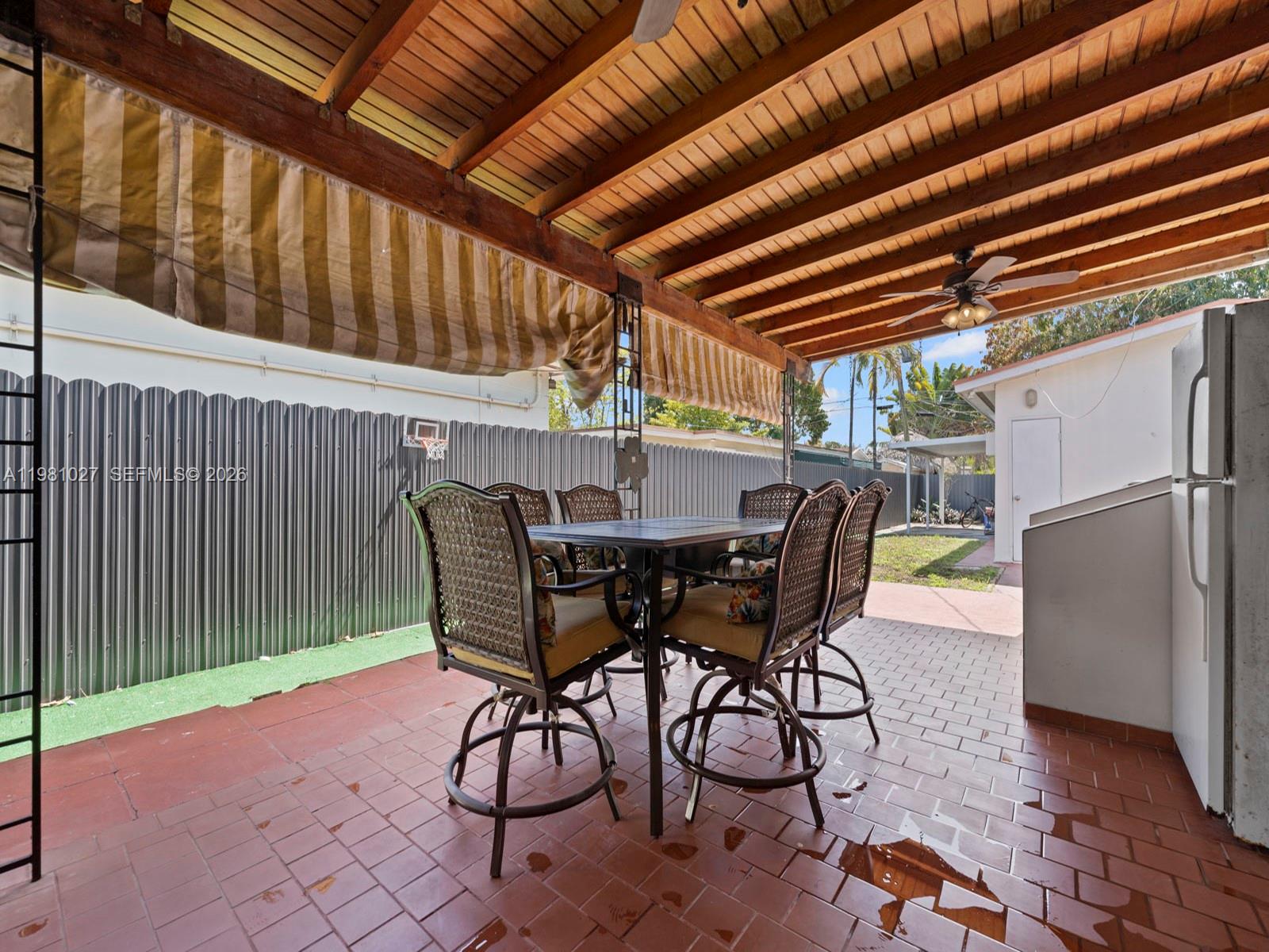 252 E 36th St Hialeah, FL 33013