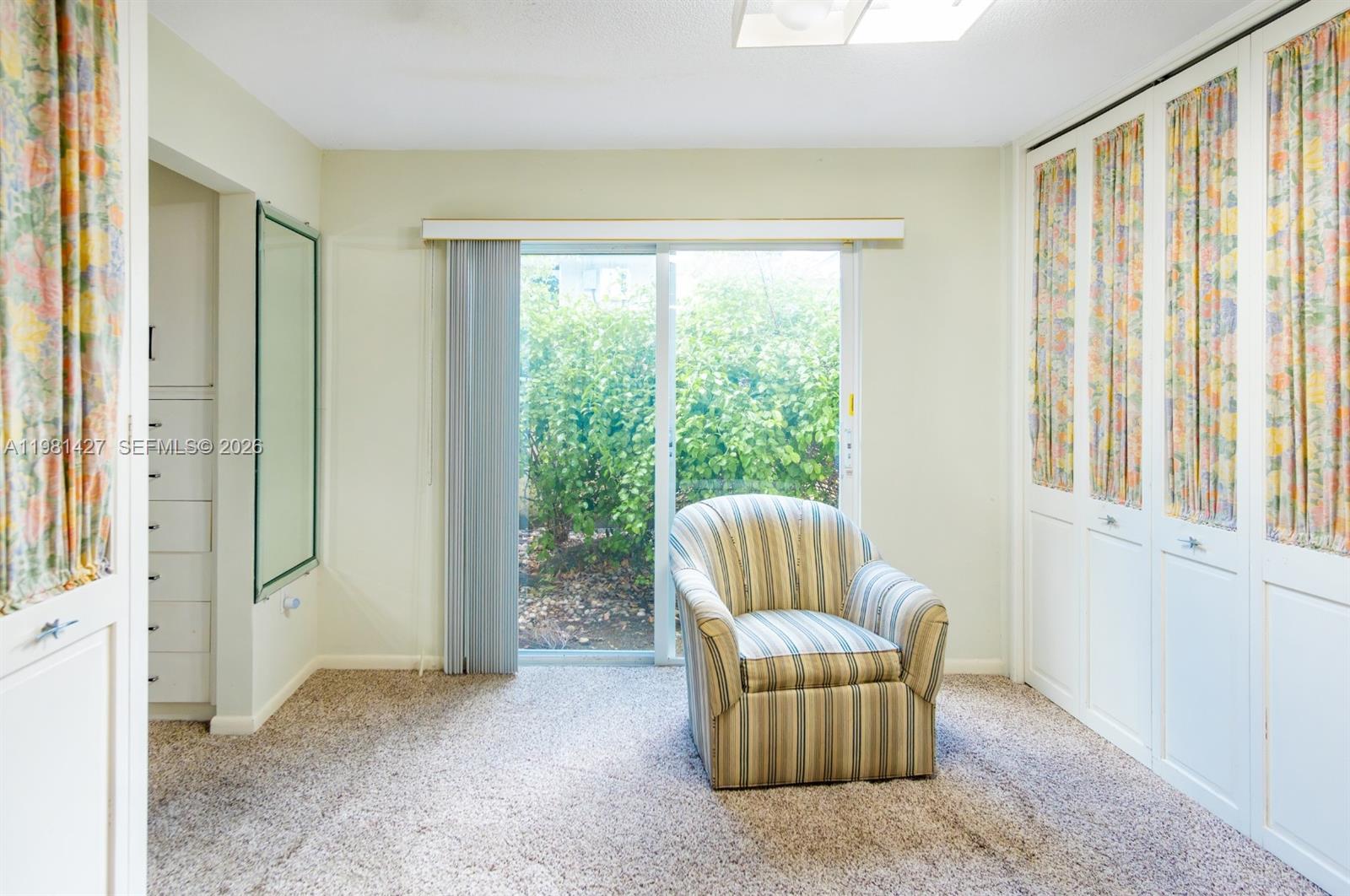 4725 SW 89th Ave Miami, FL 33165