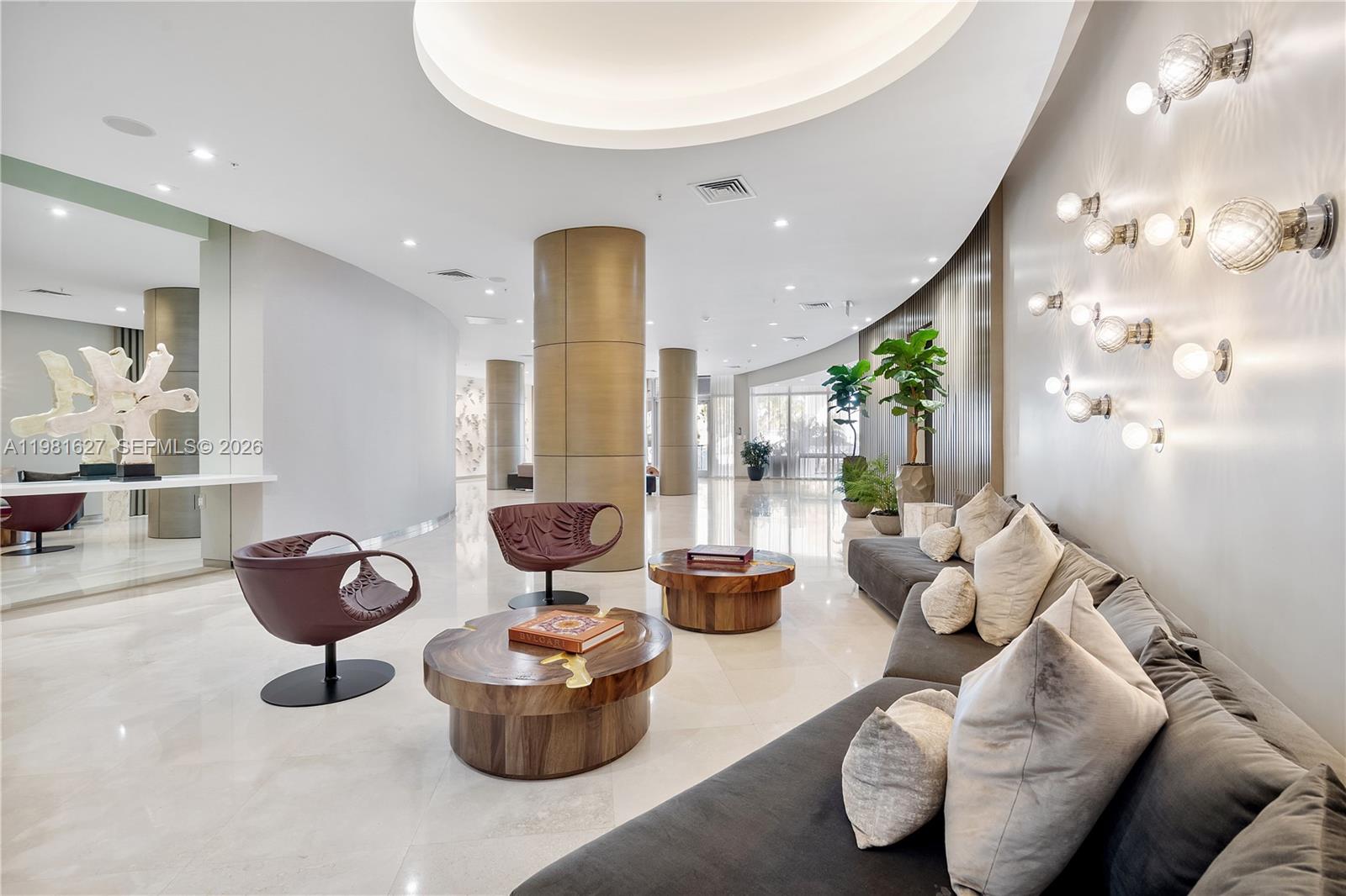 10275 Collins Ave #605 Bal Harbour, FL 33154