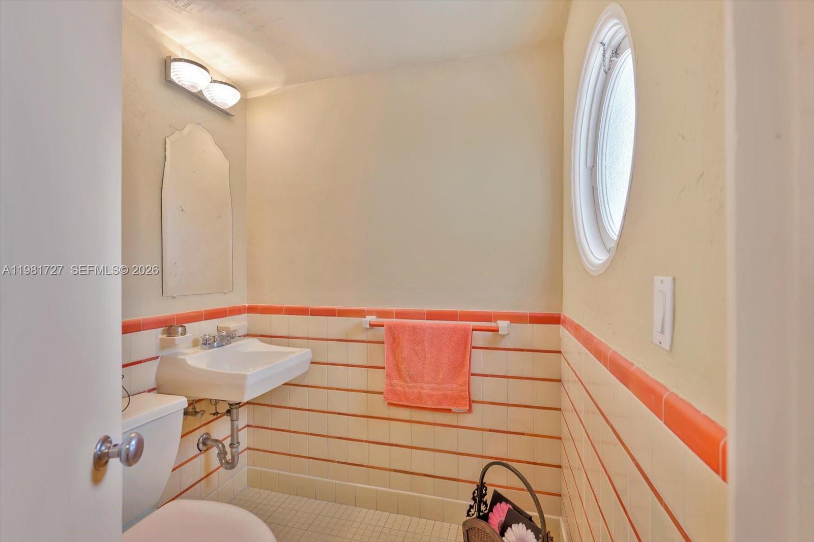 1021 N Greenway Dr Coral Gables, FL 33134