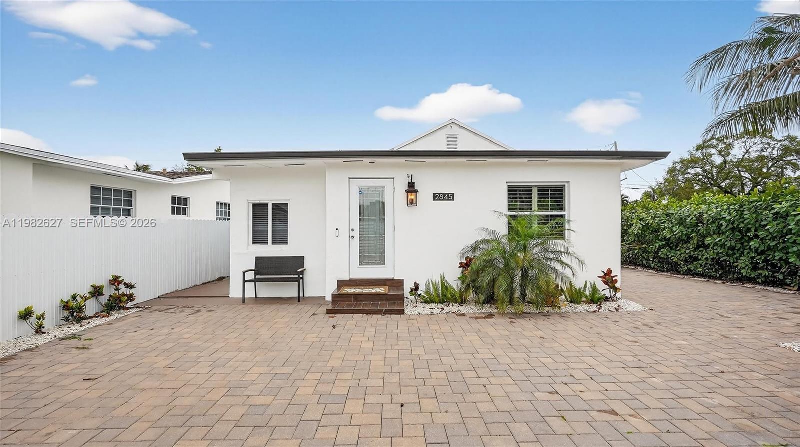 2845 SW 67th Ave