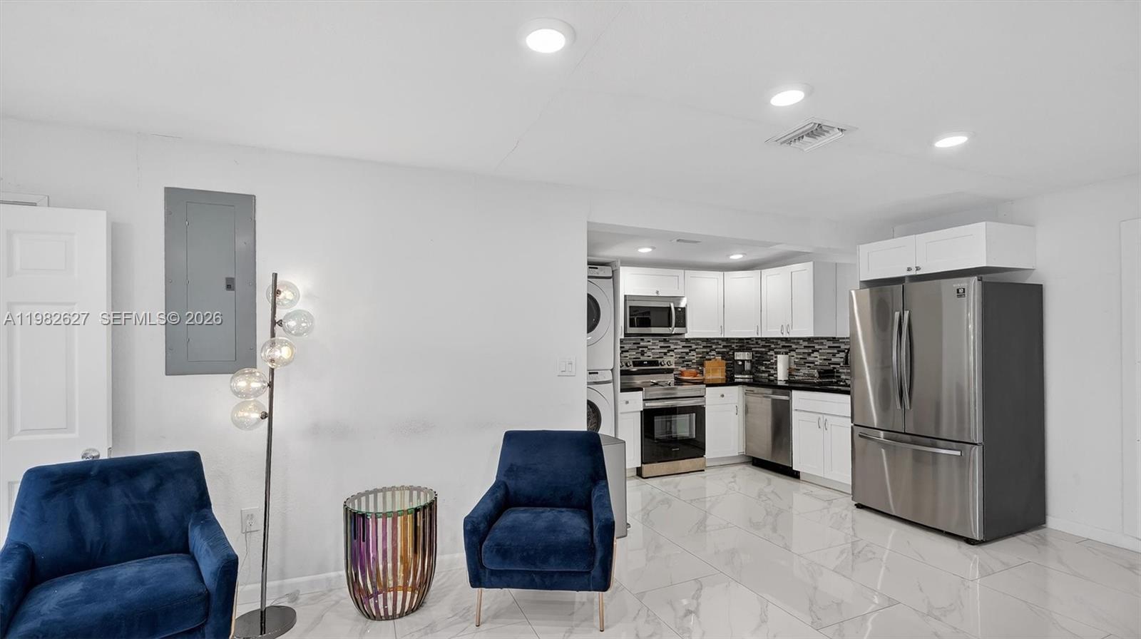 2845 SW 67th Ave Miami, FL 33155