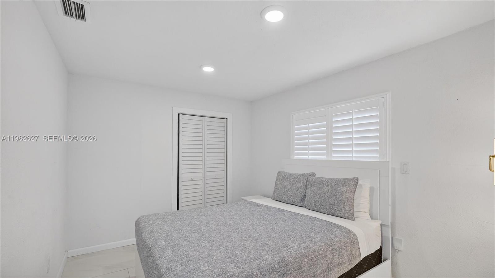 2845 SW 67th Ave Miami, FL 33155