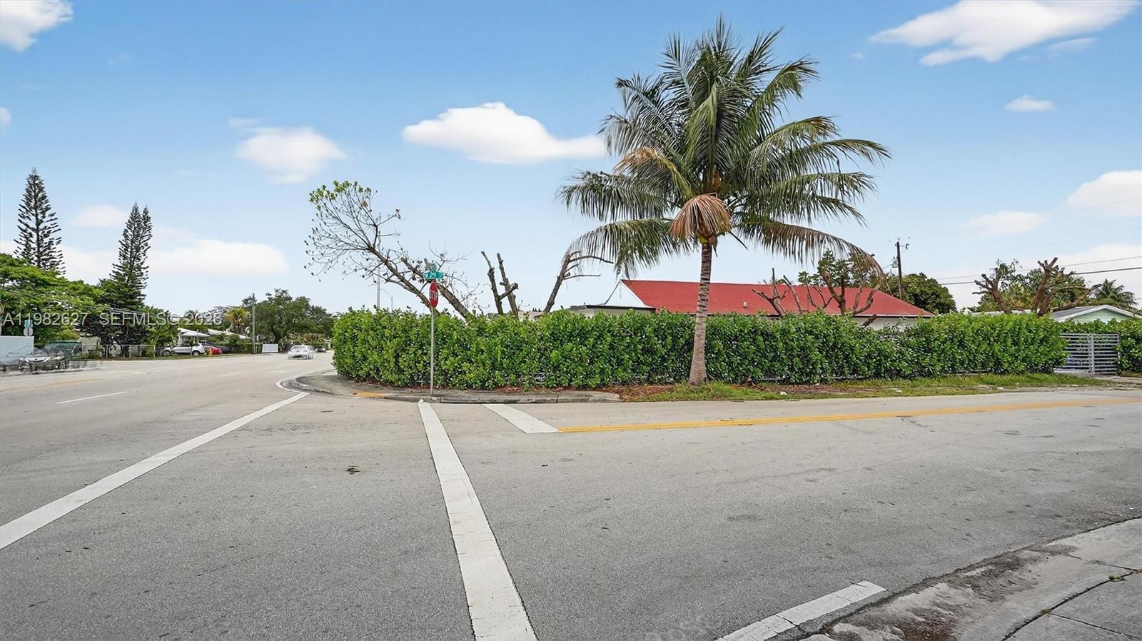 2845 SW 67th Ave Miami, FL 33155