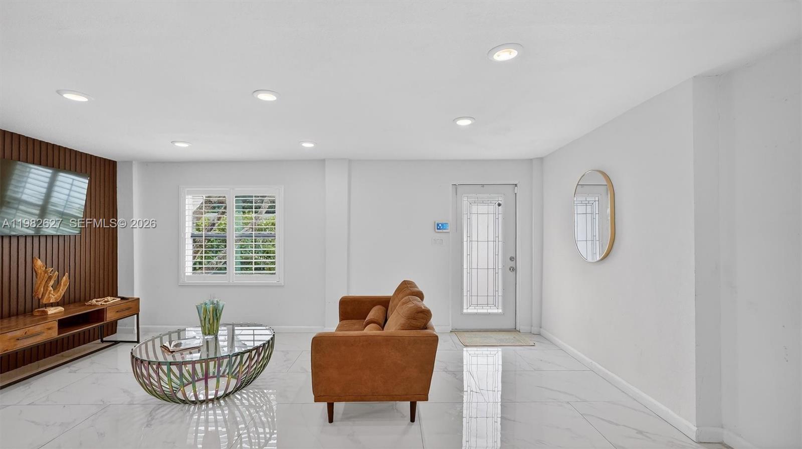 2845 SW 67th Ave Miami, FL 33155